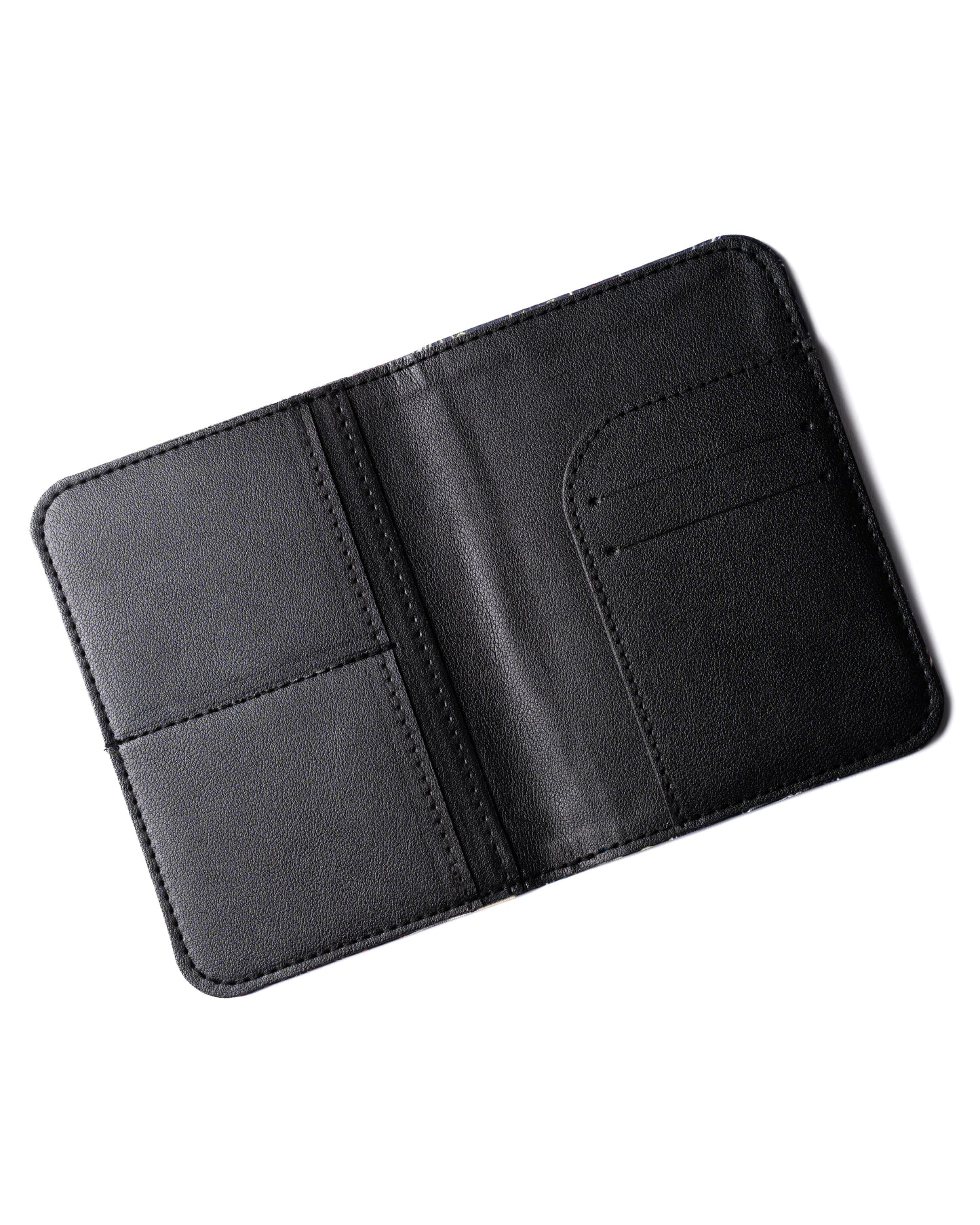 The Nines Passport Cover “No one will find me”