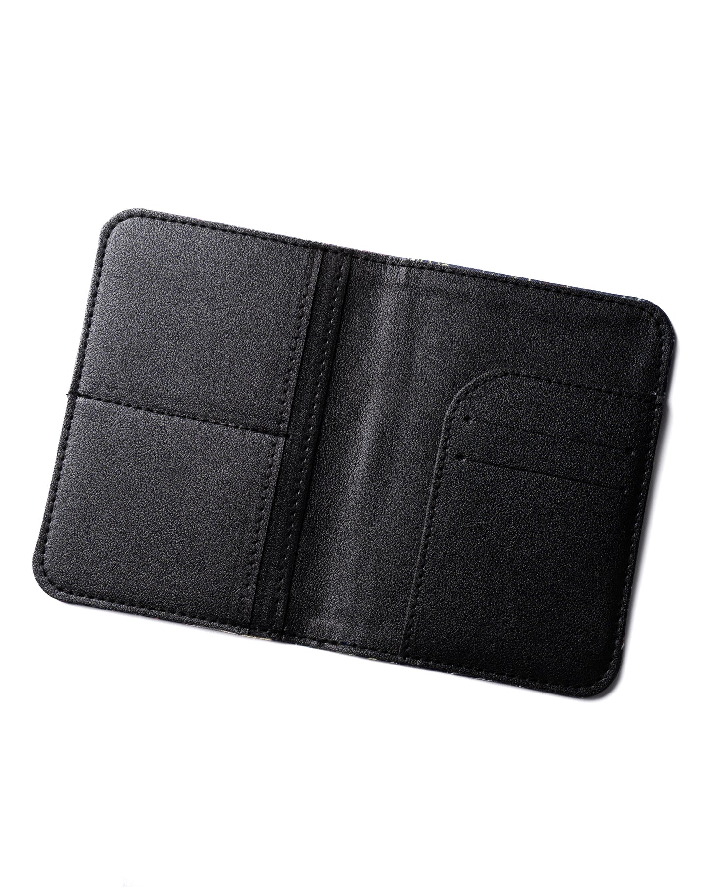 The Nines Passport Cover “No one will find me”